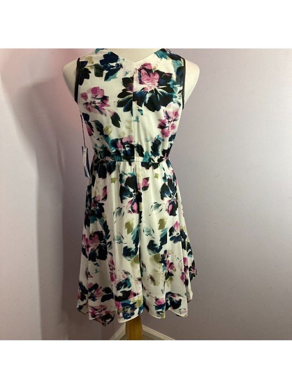 Ann Taylor & Simply Vera Dresses, NWT, Set of 2, Size 4 Petite/Small Petite - Picture 4 of 16